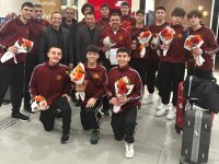Yakın Doğu Koleji Erkek Basketbol Takımı Türkiye Finallerine Yükseldi