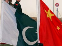 Çin Pakistan'ın 2 milyar dolarlık kredi borcu ödemesini bir yıl öteledi