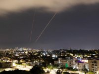 İran'dan İsrail'e SİHA ve füzelerle misilleme: Tepkiler ne oldu?