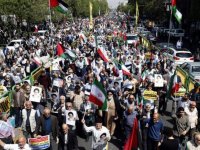 Tahran'da İsrail karşıtı gösteri yapıldı