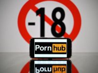 AB'nin büyük porno siteleri için getirdiği katı kurallar yürürlüğe girdi