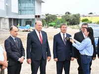 Başbakan Üstel yapımı süren yeni Girne Hastanesi'ndeki çalışmaları yerinde inceledi
