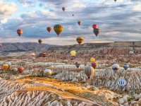 Türkiye sıcak hava balonunda zirvede: 5 milyon 863 bin 176 kişi uçtu