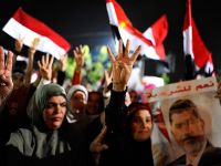 Darbe karşıtlarının özgürlük sembolü: Rabia işareti