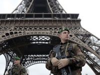 Paris'te terör alarmı: 2'si Türk, 4 gözaltı