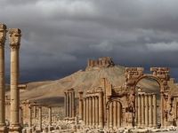 Suriye ordusu Palmira'ya 1 kilometre uzakta