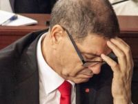 Tunus’ta hükümet güvenoyu alamadı!