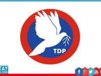 Mağusa’da bir grup TDP’li Emiroğulları için imza topladı