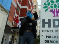 HDP yalnızlık sarmalında