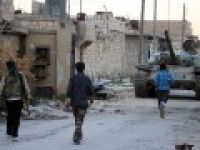 Esed Humus'a ağır silahlarla saldırıyor