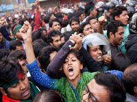 Bangladeş'te "süresiz gösteri" çağrısı
