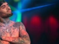 Ünlü şarkıcı Chris Brown gözaltında