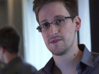 AP Snowden'i dinleyecek