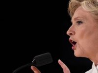 Hillary Clinton seçim yenilgisinden FBI soruşturmasını sorumlu tuttu