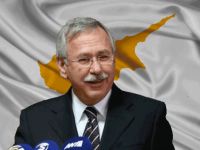 Rum İçişleri Bakanı o eleştirileri reddetti!
