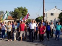 Çelebi ve belediye meclis üyesi adayları Şirinevler ve Akçiçek'de bildiri dağıttı