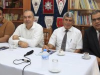 Sertoğlu KKTC Emekli Polisler Derneği’ni ziyaret etti