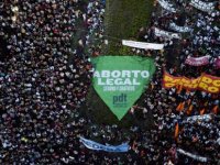 Arjantin'de milletvekilleri ve senatörlerin maaşlarının askıya alınması 180 gün daha uzatıldı
