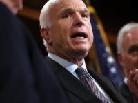 ABD'li senatör John McCain hayatını kaybetti