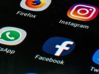 Facebook ve Instagram çöktü