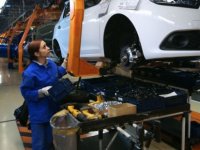 Rus otomobil üreticileri, Türkiye'yle ticarette doları bırakıyor