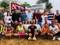 Plaj voleybol turnuvası ile anıldılar