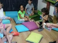 Masalcı Katriye Nene Lefkoşa Khora Kitap Cafe'de Çocuklarla Buluşuyor