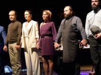16. Kıbrıs Tiyatro Festivali’nde “Akşam Yemeği” oyunu sahnelendi