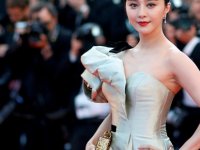 Çin’de vergi kaçıran aktrise 130 milyon dolar ceza