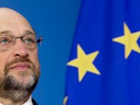 Schulz: “Anastasiadis gevşek federasyon önermediğini söyledi”