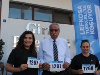 Güngördü ve belediye çalışanlarından Lefkoşa Maratonu’na destek