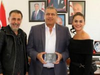 Arter Tiyatro Keyfi’nin Sanat Yönetmeni Kemal Başar ve Eda Kandulu ile kültür sanat çalışmalarını konuştu