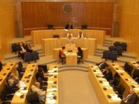 Kıbrıs Türk mallarıyla ilgili yasa önerisi meclisten geçti