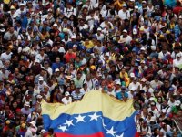 Venezuela'da neler yaşanıyor, kim kimi destekliyor?