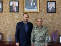 Tuğgeneral Altun İskele Belediye Başkanı Sadıkoğlu’nu ziyaret etti
