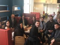KKTC Londra Temsilcisi  Kıbrıslı Türk öğrencileri ziyaret etti.