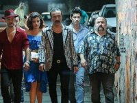 Netflix 'Organize İşler 2: Sazan Sarmalı'nı yayınladı, sinema karıştı