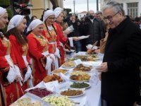 Akıncı: “Tatlısu festivalde iki tane marka taşıyor; ot kültür ve harnup festivali”