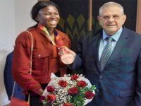 Olimpik atlet Ese Brume DAÜ Rektörü’nü ziyaret etti