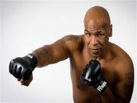 Mike Tyson ringlere geri dönüyor