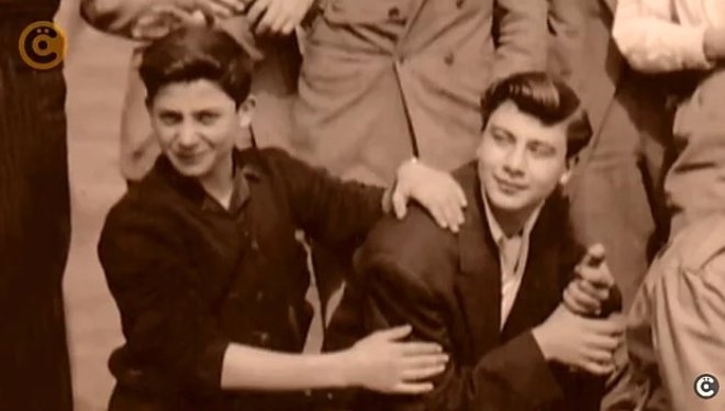 Bu ünlüyü tanıyabildiniz mi? galerisi resim 21