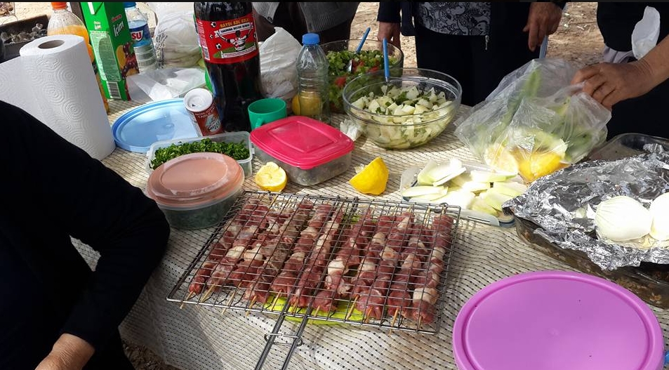 Kıbrıslı yetişkinler yılda ortalama 39,8 kg kebap yiyorlar galerisi resim 11