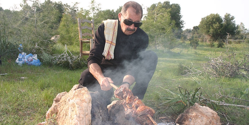 Kıbrıslı yetişkinler yılda ortalama 39,8 kg kebap yiyorlar galerisi resim 6