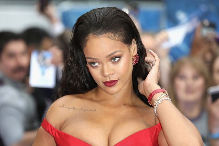 Rihanna milyarder Arap iş insanı sevgilisiyle mi evleniyor? galerisi resim 6