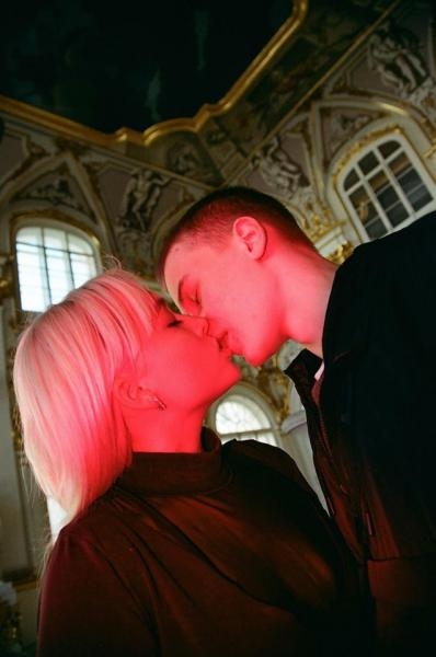 “Radikal aşkın huzur bozan kartpostalları” LGBTQ+ galerisi resim 6