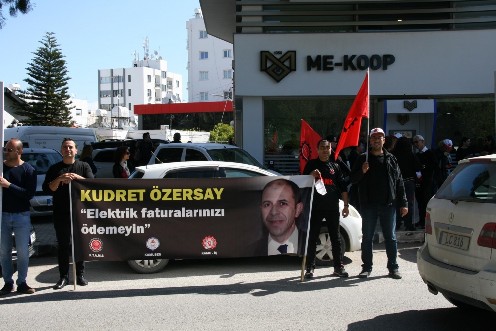 Çalışanların dünkü grev ve eyleminden ilginç kareler galerisi resim 11