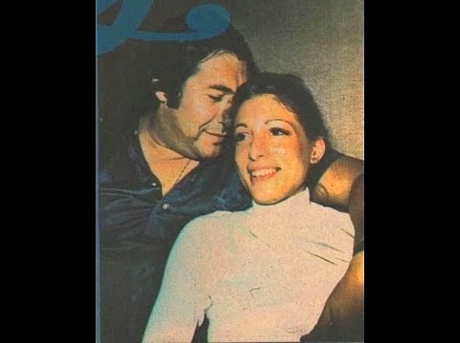 Tanju Okan'ın 'kadınım' şarkısını kime yazdığını biliyor  galerisi resim 3