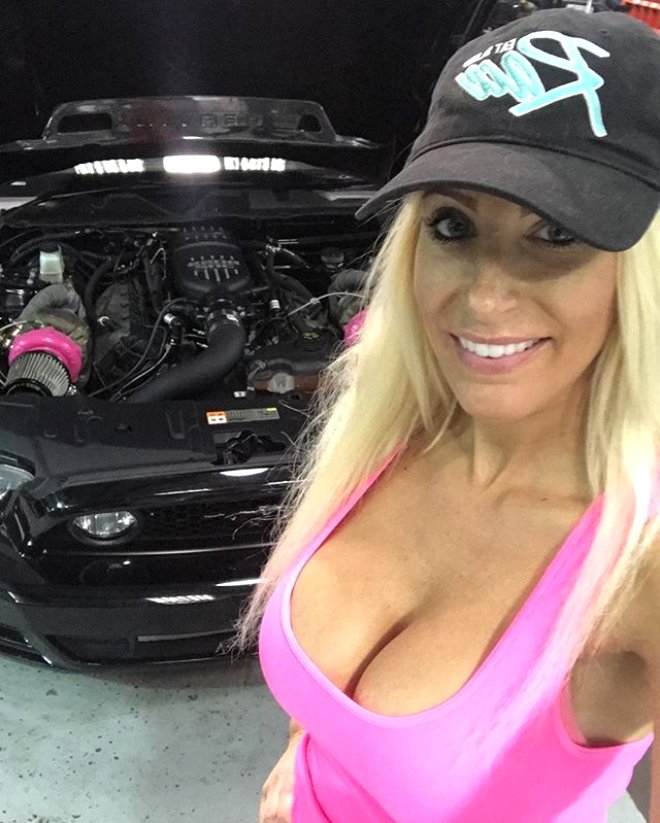 Araba tamircisi olduğunu duyan şaşıp kalıyor galerisi resim 2