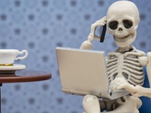 "İş yaşamı insanları öldürüyor"