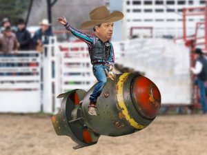 Kuzey Kıbrıs'a füze düştü sosyal medya yıkıldı